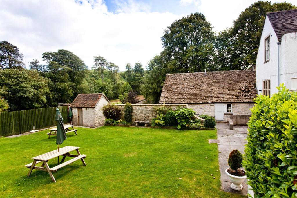 Bodkin House Hotel Little Badminton Exteriör bild